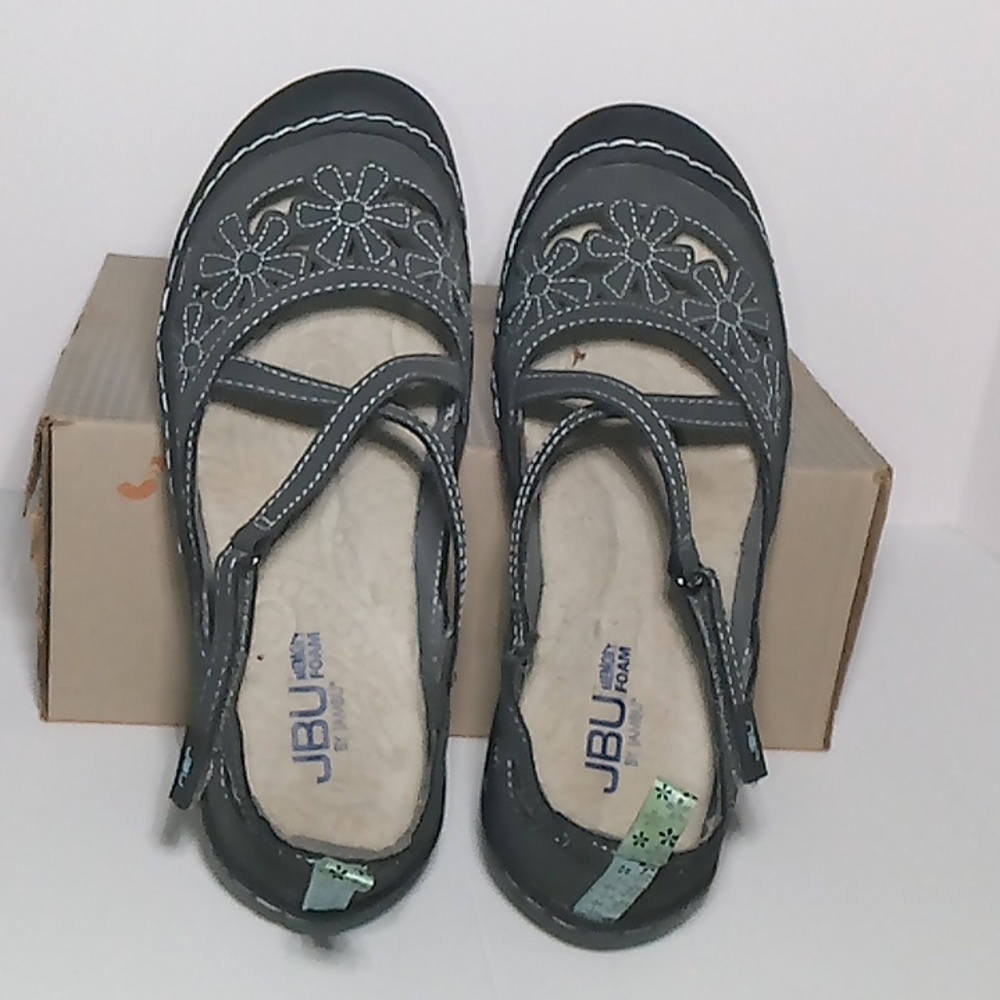 Jambu Wildflower MaryJanes 7.5W Excellent condition